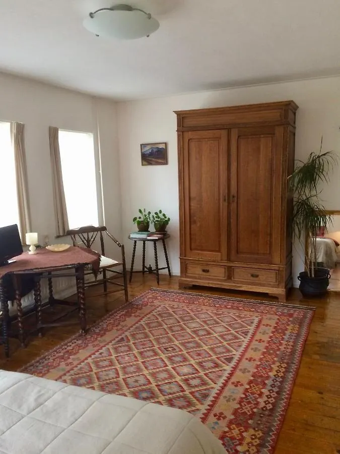 Eikenburg B&B Eindhoven Bed & Breakfast